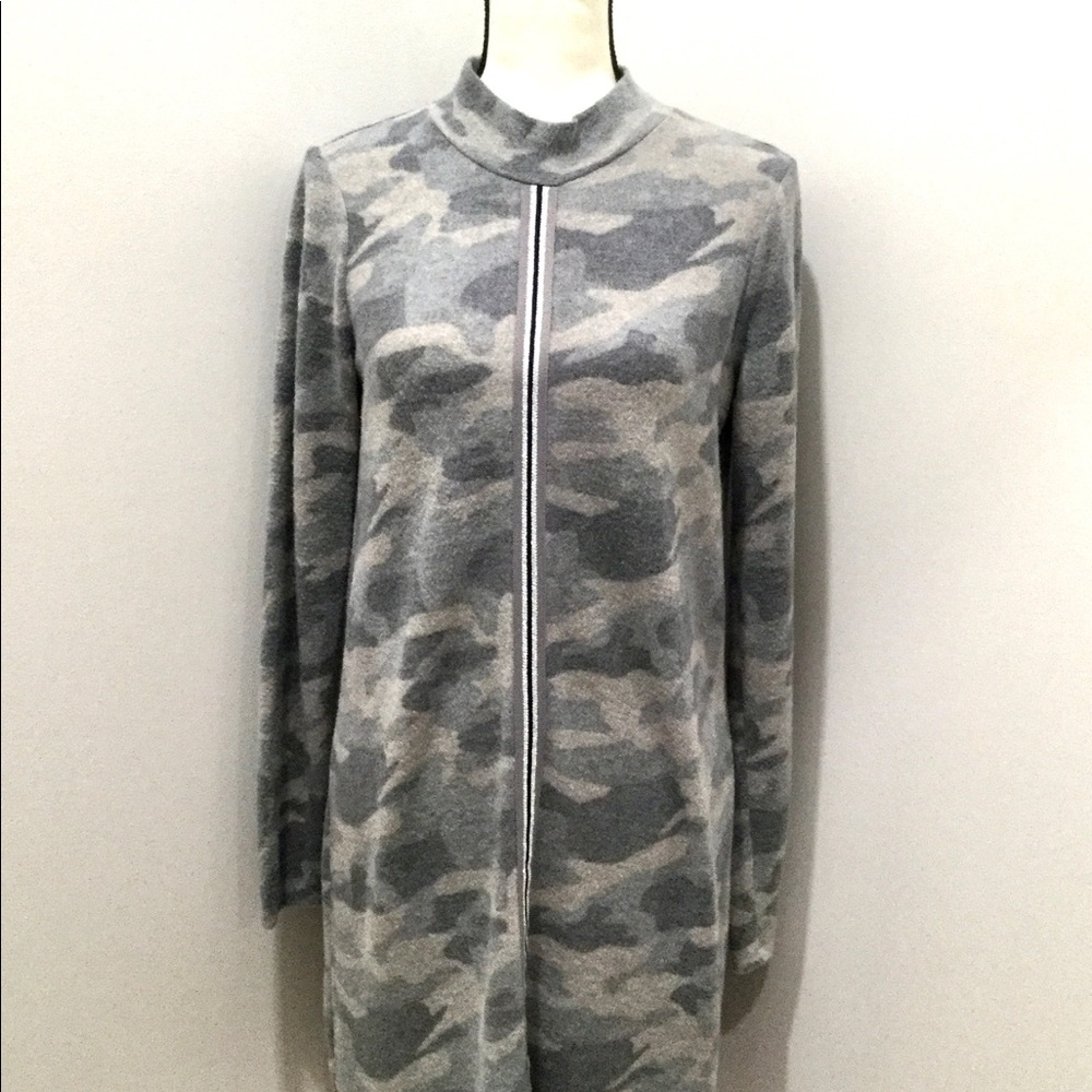 Mystree boutique camo dress fleece Small NEW